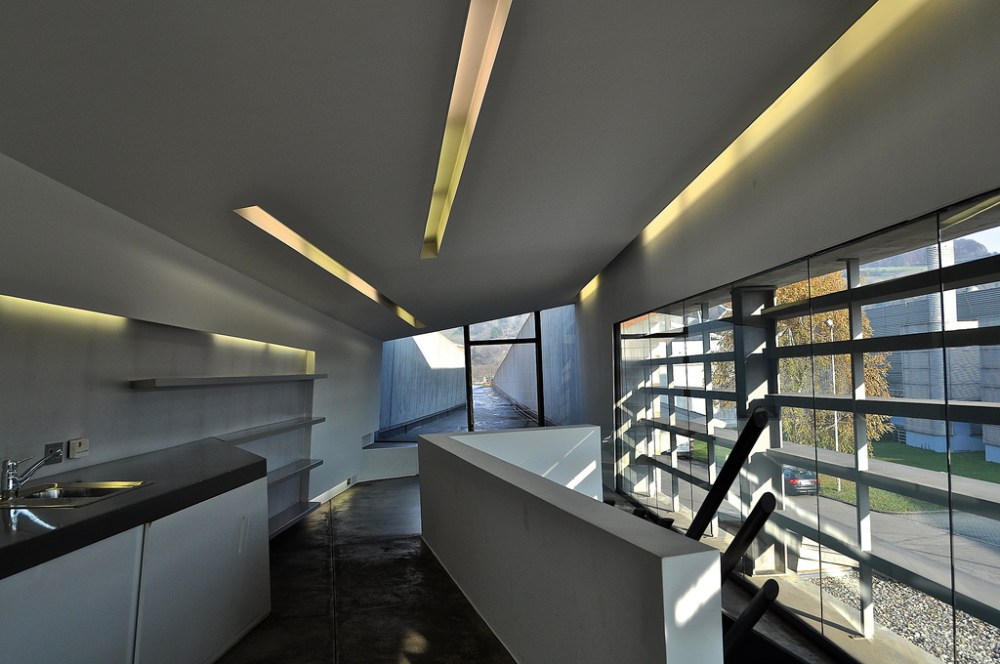 Zaha Hadid Fire Station - Vitra - kitchenette upstairs