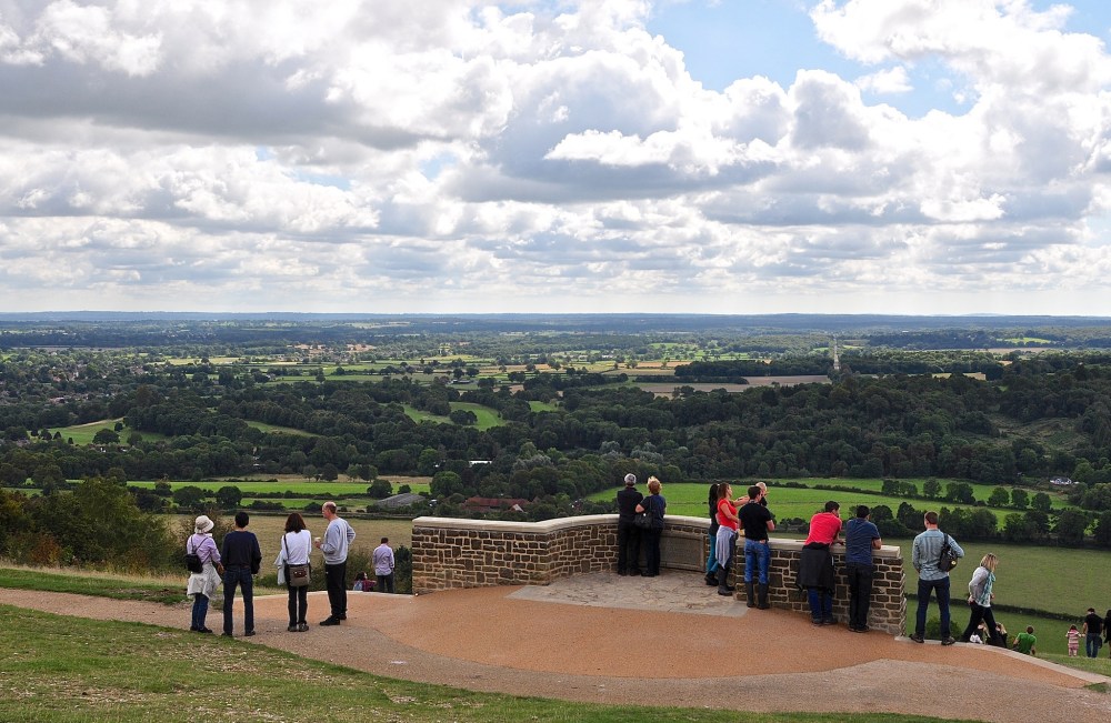 Leopold Salomans Monument, Box Hill