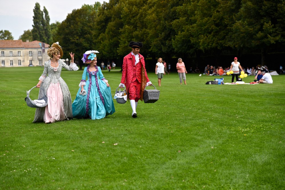 Picnicking in the Corderie Royale, Rochefort by Sue Lowry