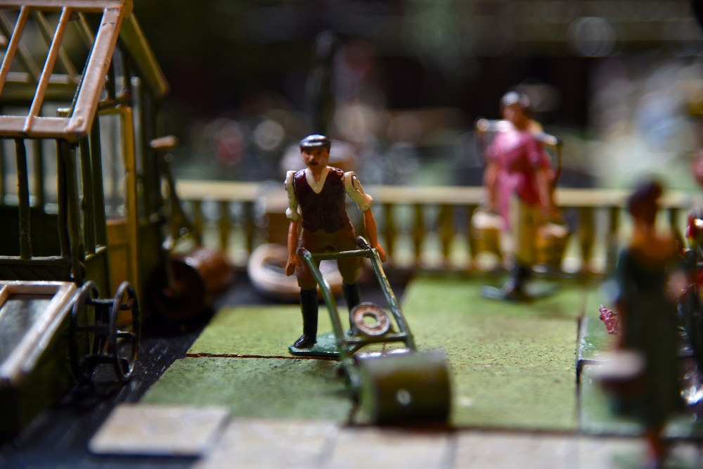 Britains Miniature Garden by Sue Lowry