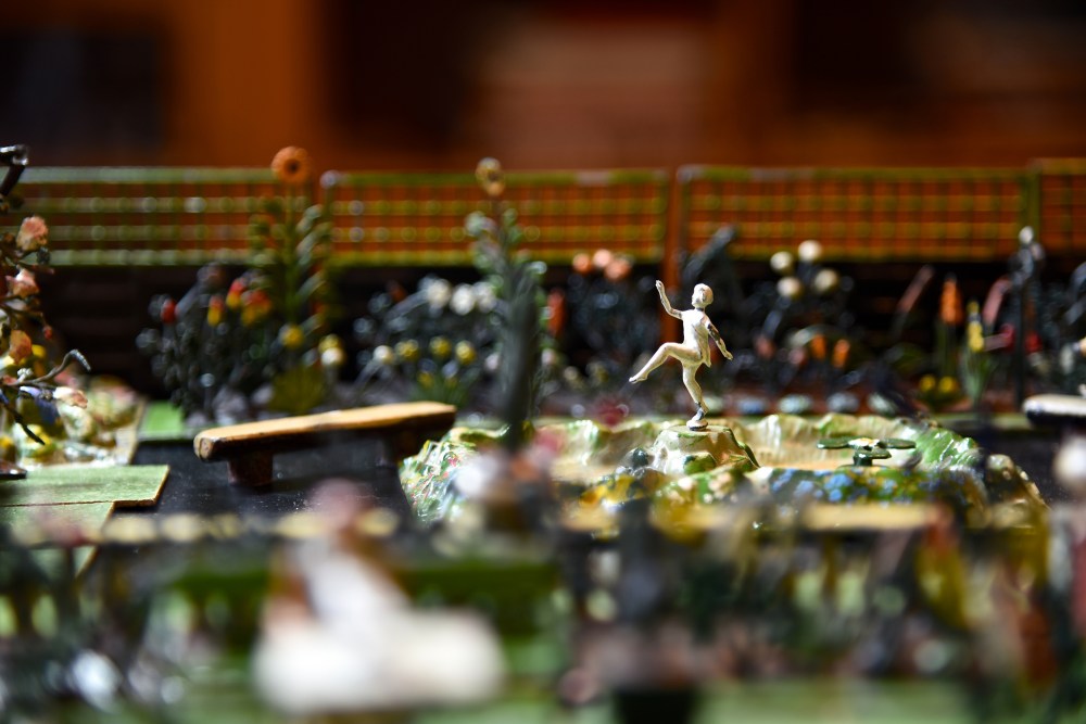 Britains Miniature Garden by Sue Lowry