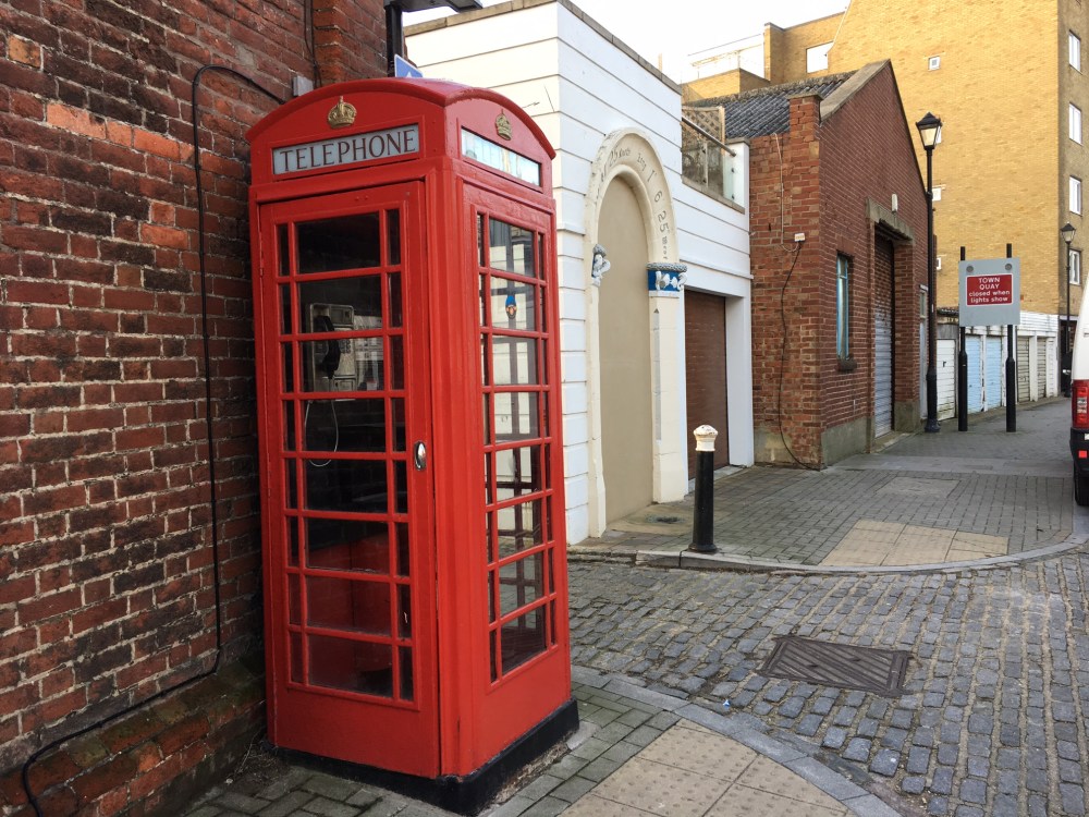 K6 Telephone Kiosk by Sue Lowry